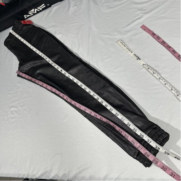 NEW $148 Spanx [ Small ] Faux Leather Jogger‎ Pants in Black - Picture 4 of 15